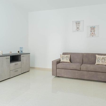 Raganzino Apartment Pozzallo - New Building ภายนอก รูปภาพ